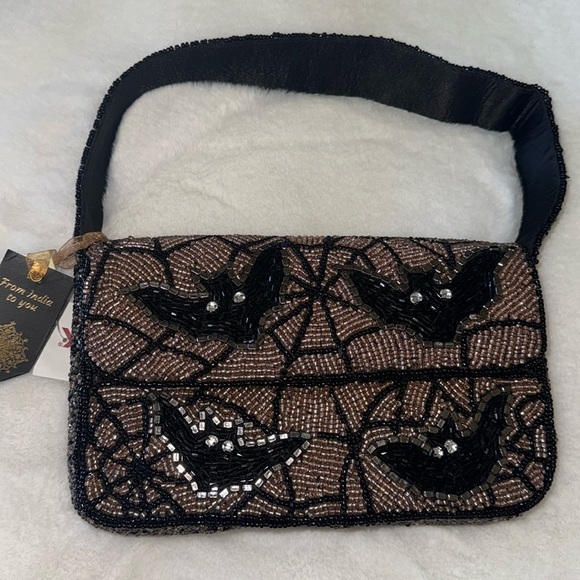 Handcrafted in India Beaded Bat Halloween Bag Tik Tok Viral RARE New Release NWT - Picture 2 of 12